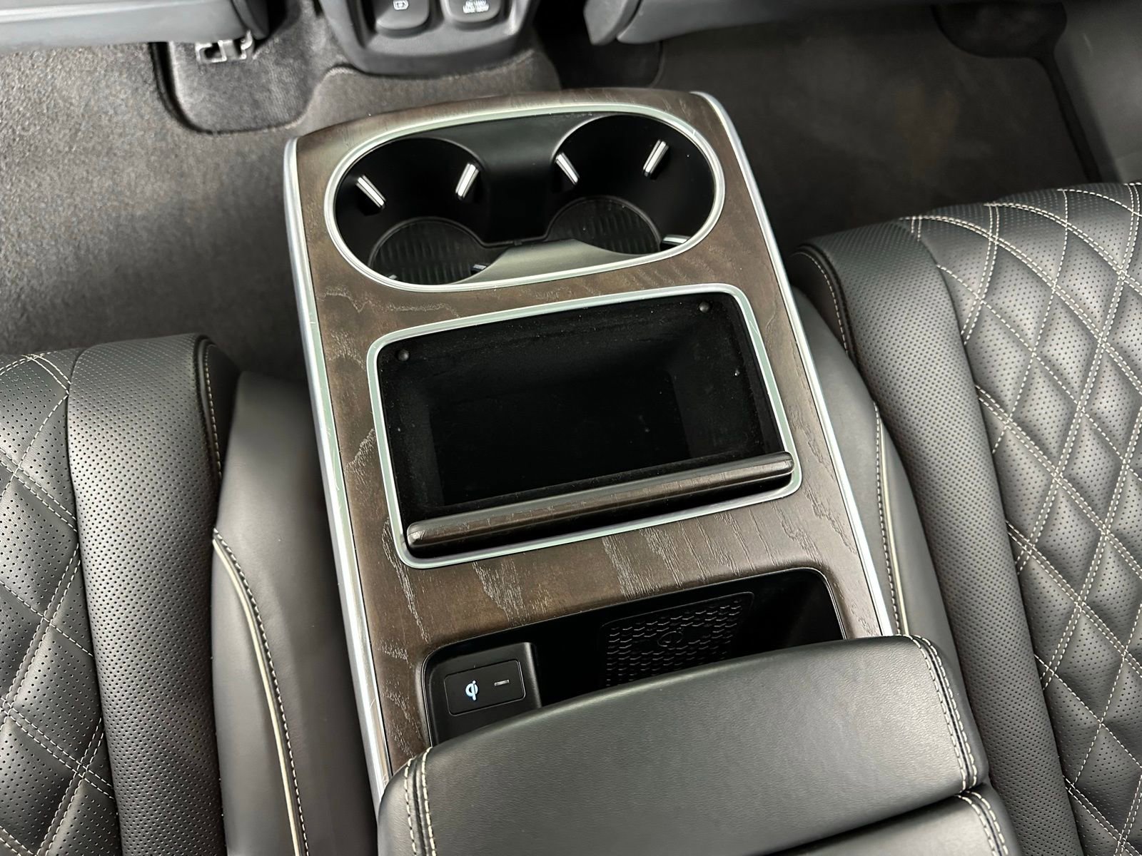 Used 2022 Genesis GV80 3.5T Prestige Signature image 33