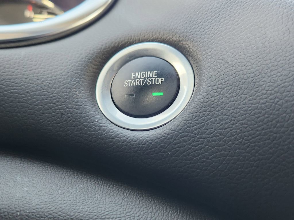 Used 2024 Chevrolet Malibu LT image 20