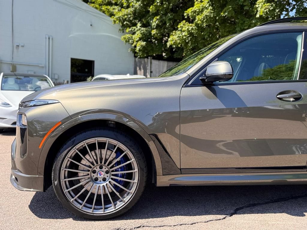 Used 2024 BMW ALPINA XB7 AWD/4WD image 10