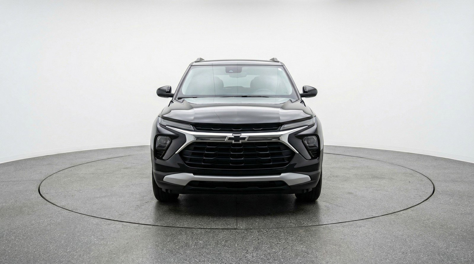 Used 2025 Chevrolet TrailBlazer LT image 2