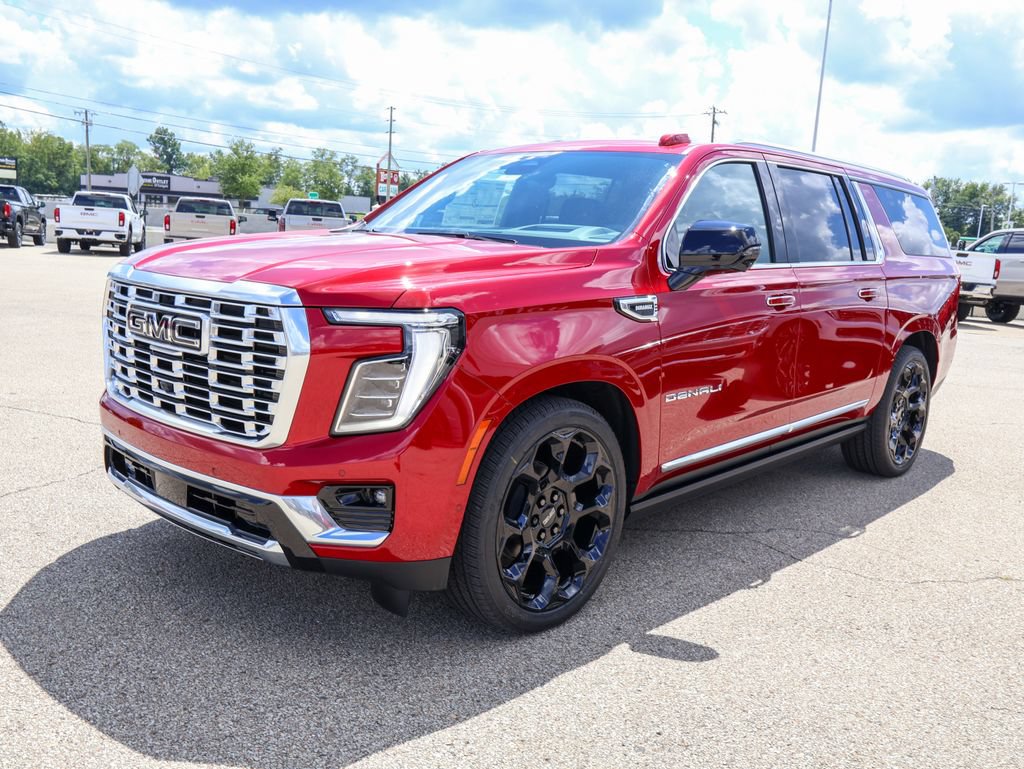New 2026 GMC Yukon XL Denali w/ Denali Reserve Package AWD/4WD image 36