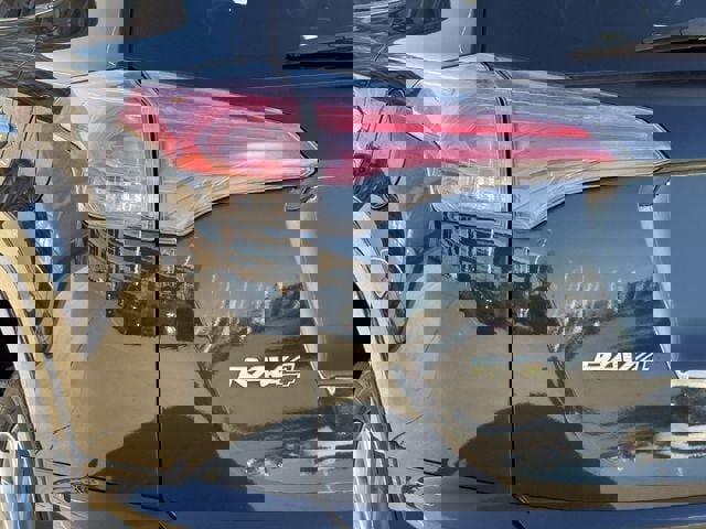 Used 2017 Toyota RAV4 Platinum w/ All Weather Liner Package image 6