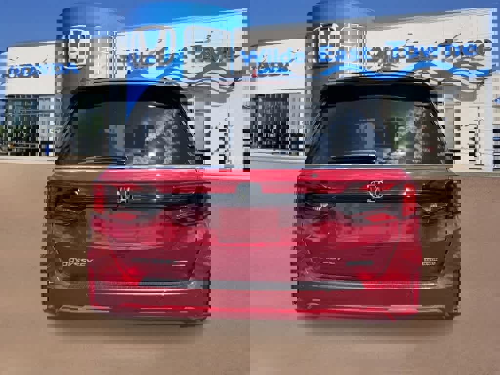 New 2026 Honda Odyssey Touring image 4