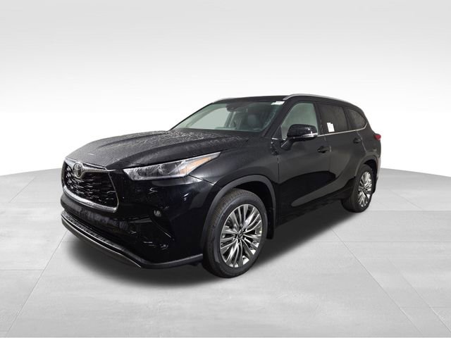 New 2025 Toyota Highlander Platinum image 2