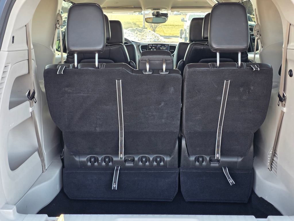 Used 2024 Chrysler Pacifica Touring-L image 34