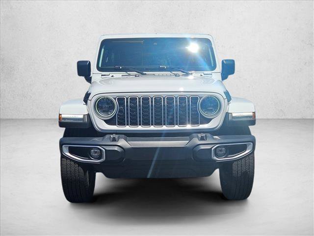 Used 2024 Jeep Wrangler Unlimited Sahara w/ Technology Group AWD/4WD image 2