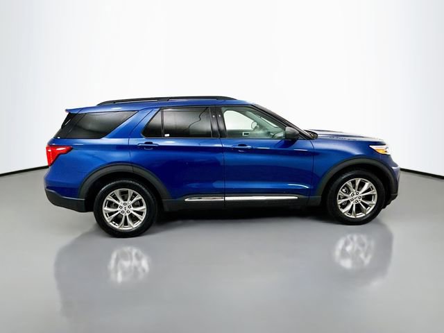 Used 2020 Ford Explorer XLT w/ Equipment Group 202A image 9