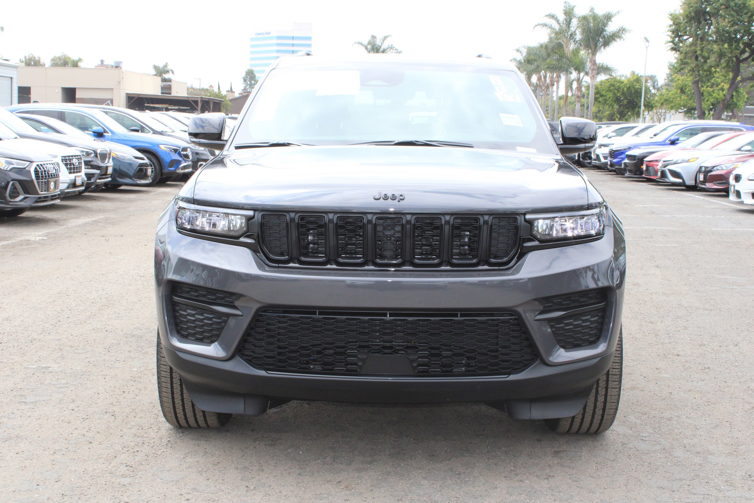 New 2025 Jeep Grand Cherokee Altitude RWD image 2