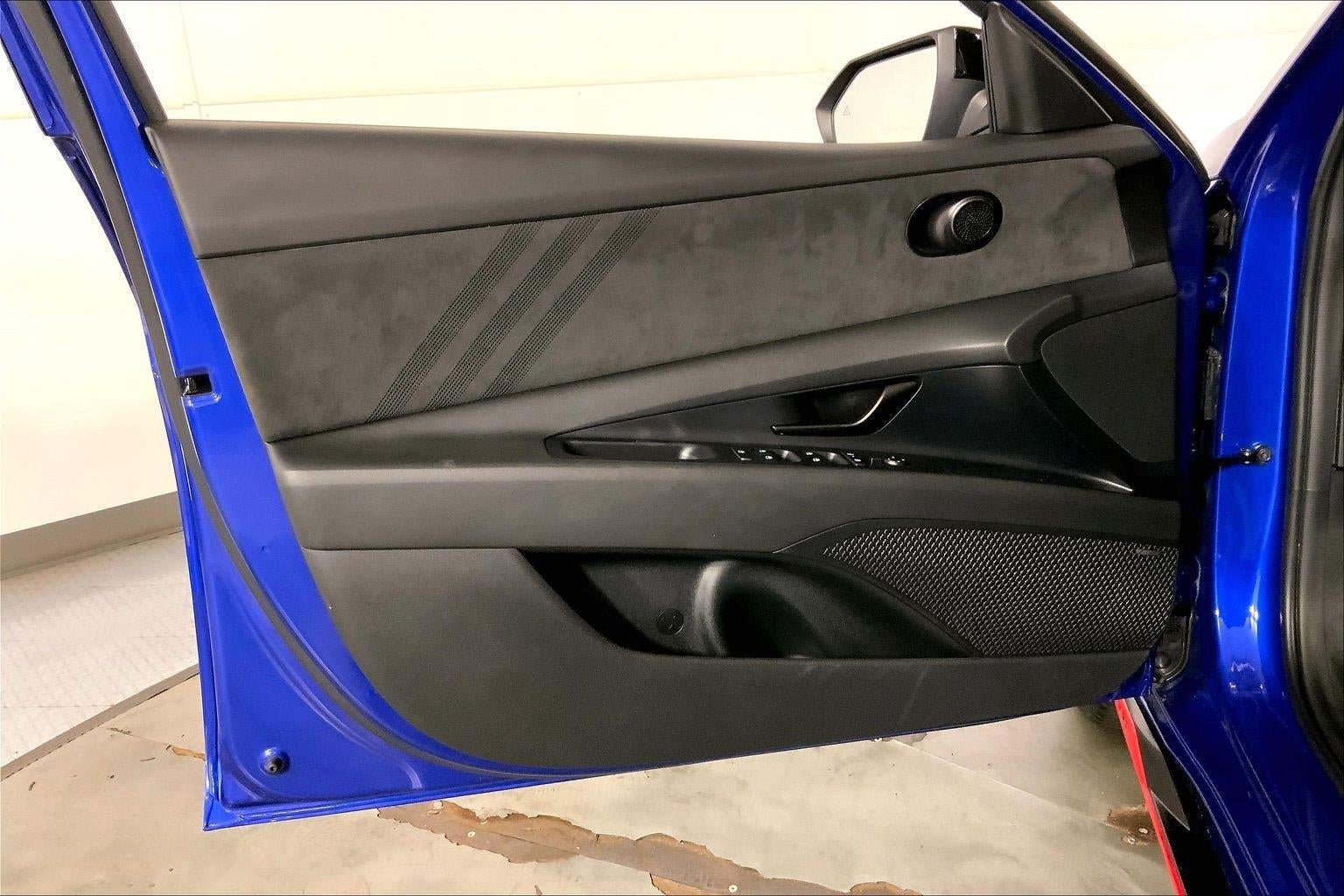 Used 2025 Hyundai Elantra N FWD image 24