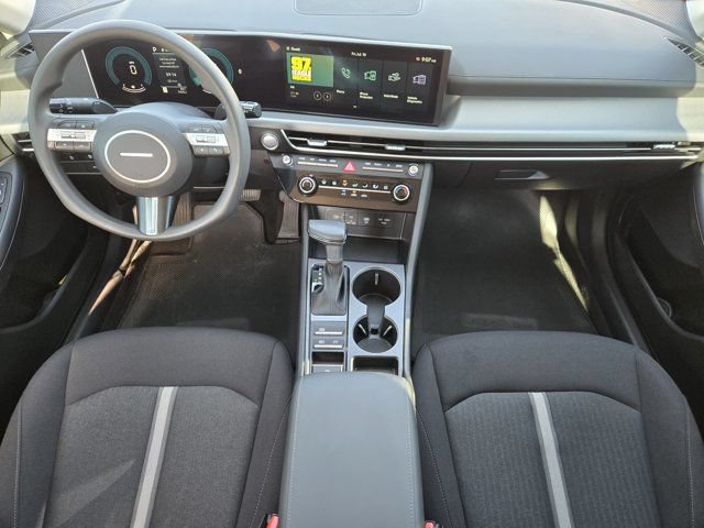 Certified 2025 Hyundai Sonata SE FWD image 26