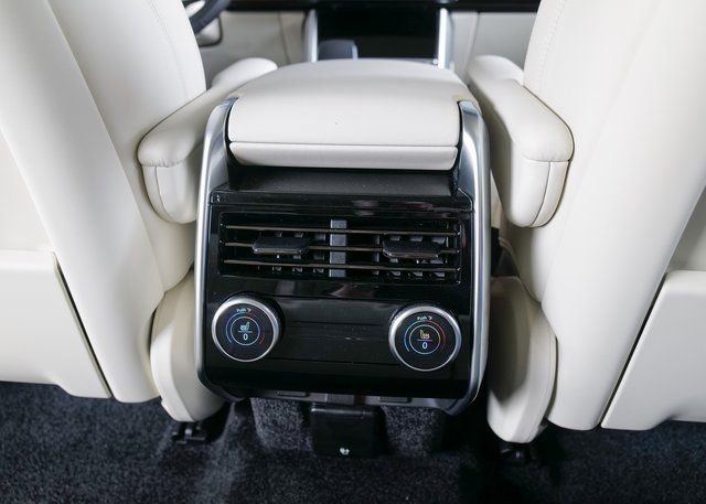 New 2026 Land Rover Range Rover SE image 22