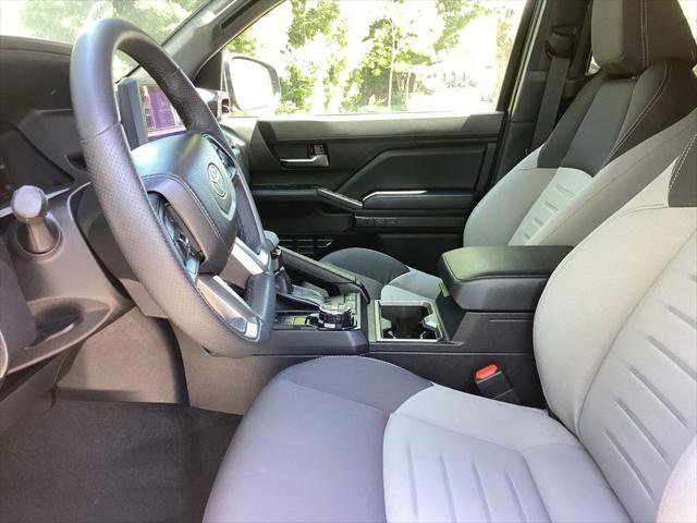 Certified 2025 Toyota Tacoma SR5 AWD/4WD image 3