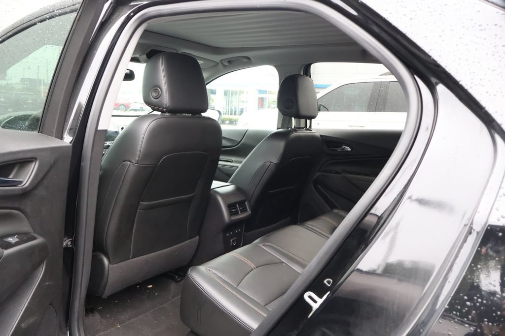 Used 2023 Chevrolet Equinox Premier AWD/4WD image 34