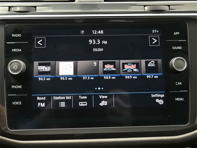 Used 2020 Volkswagen Tiguan SE w/ Panoramic Sunroof Package image 20