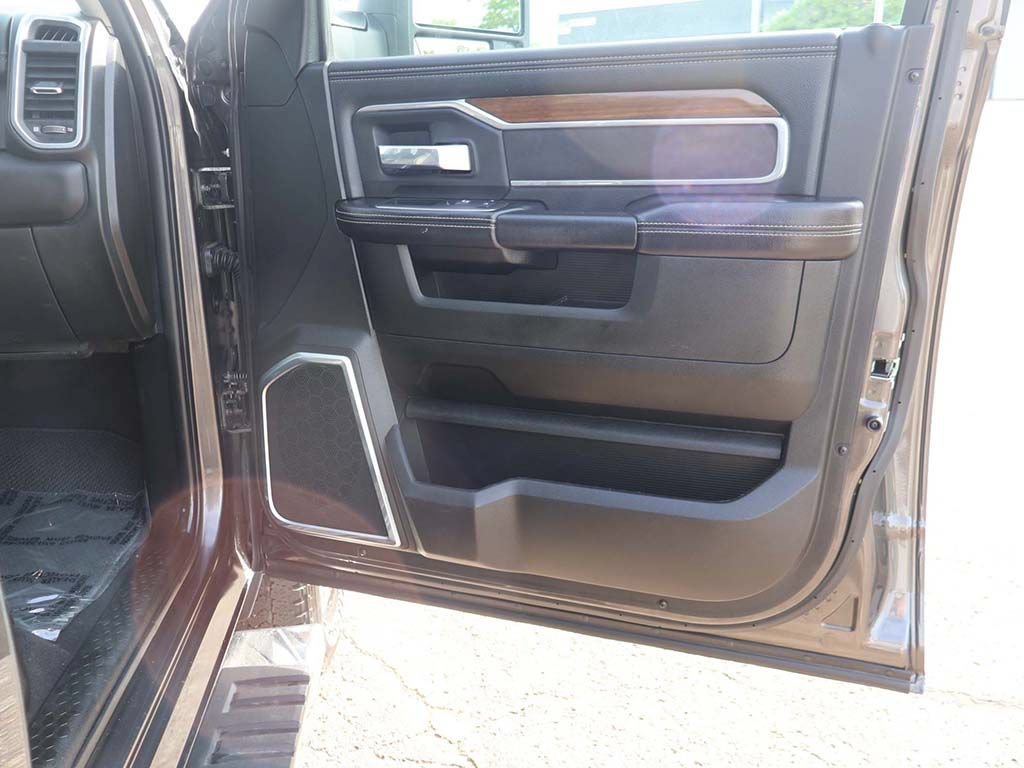 Used 2024 RAM 2500 Laramie AWD/4WD image 22