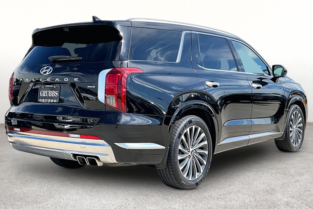 Used 2023 Hyundai Palisade Calligraphy AWD/4WD image 14