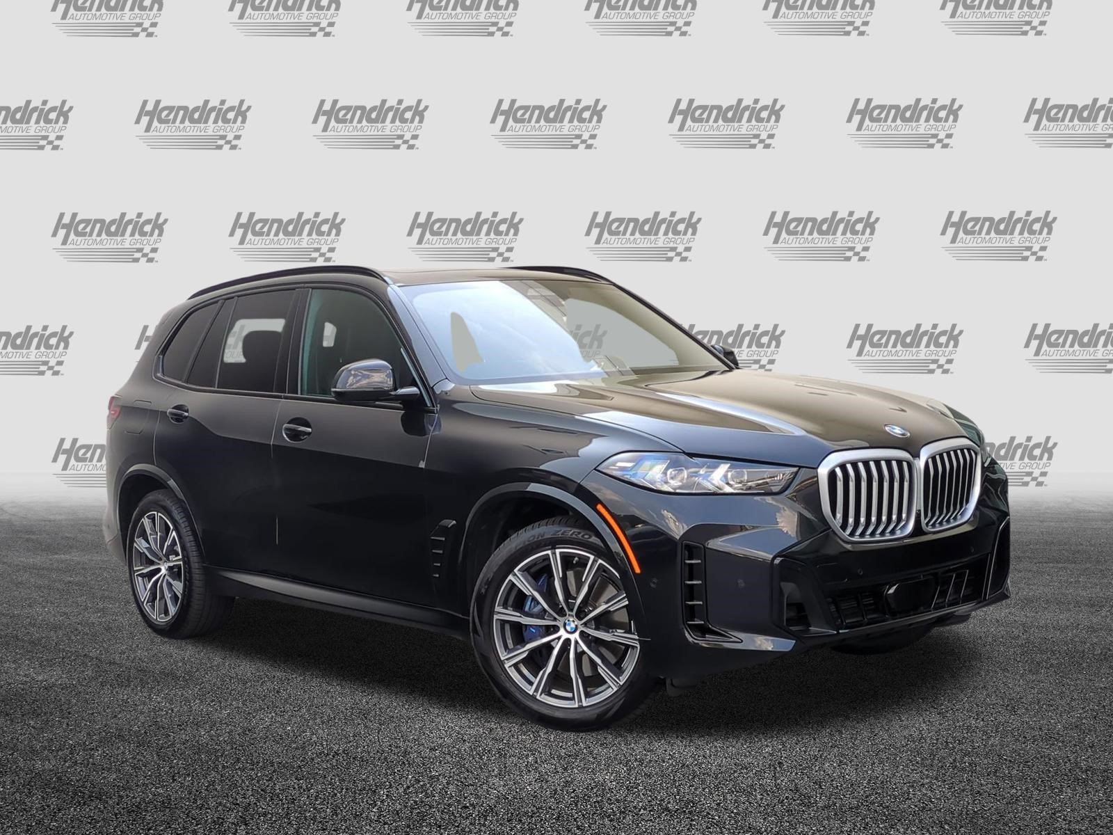 Used 2026 BMW X5 sDrive40i w/ M Sport Package RWD image 2