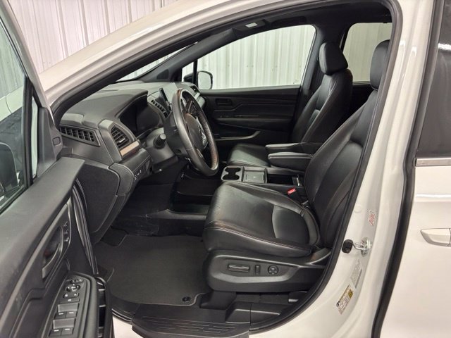 Used 2025 Honda Odyssey Sport-L image 2