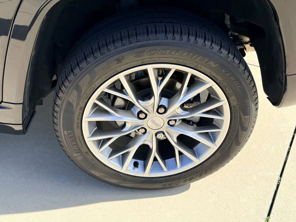 Used 2022 Jeep Grand Cherokee Summit w/ Adv Protech Group IV image 9