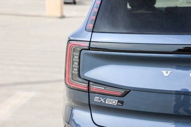 New 2025 Volvo EX90 Plus image 7