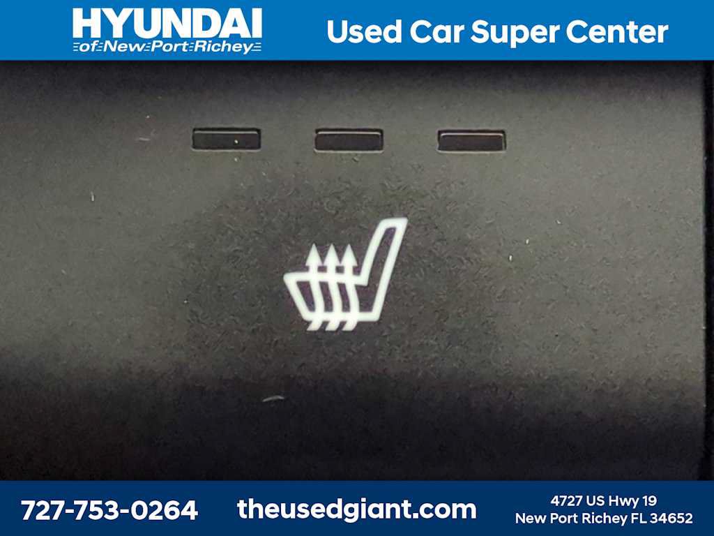 Used 2025 Hyundai Elantra SEL FWD image 24