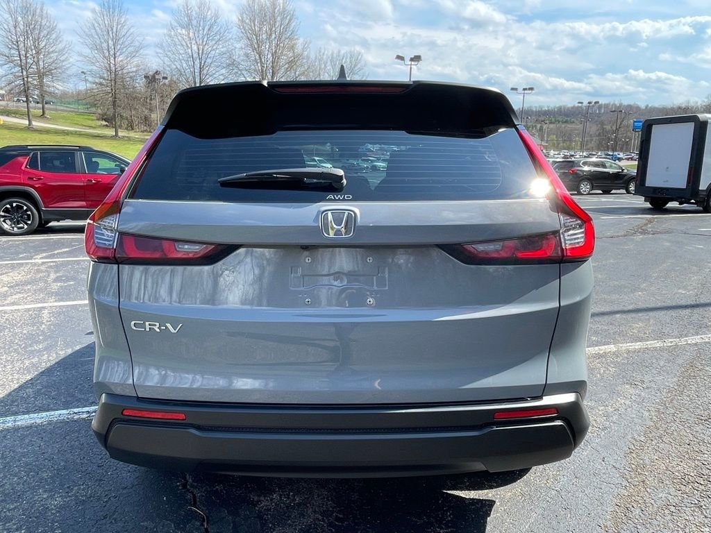 Used 2024 Honda CR-V LX image 5