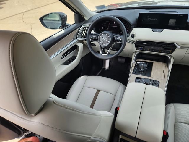 New 2025 MAZDA CX-90 Plug-In Hybrid w/ Premium Plus image 10