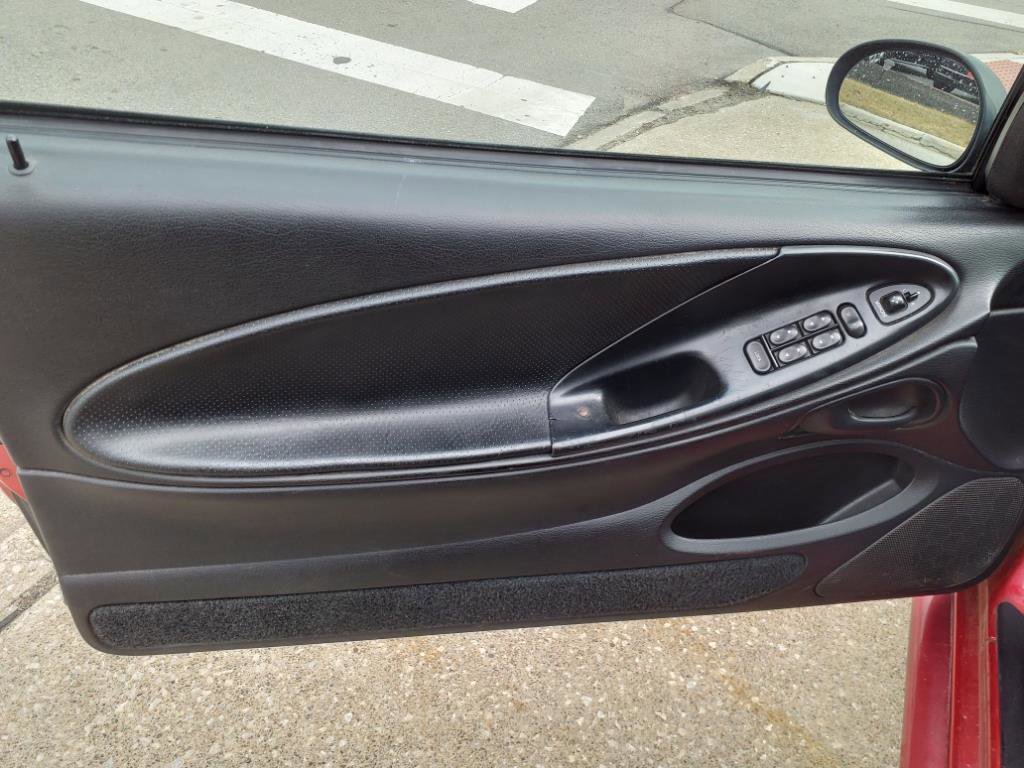 Used 1995 Ford Mustang GT image 5