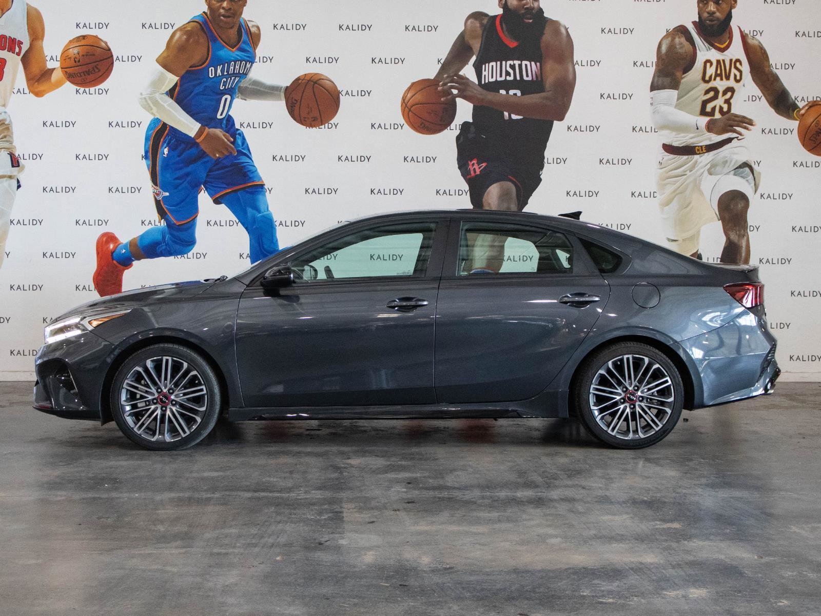 Used 2023 Kia Forte GT image 17