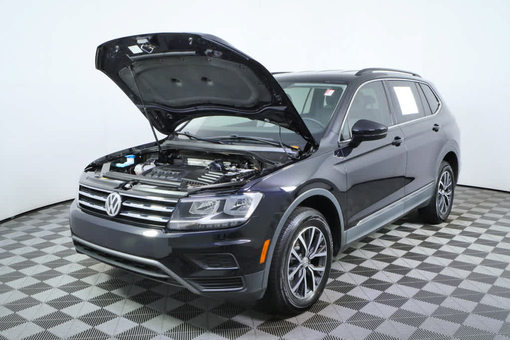 Certified 2020 Volkswagen Tiguan SE FWD image 33