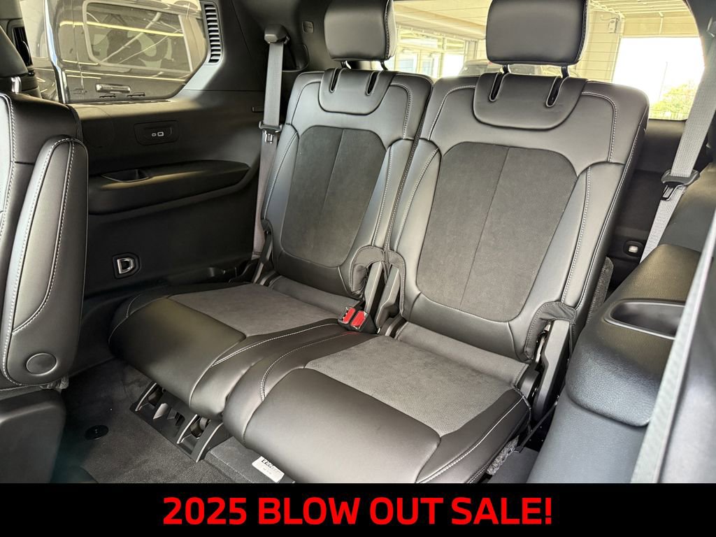 New 2025 Jeep Grand Cherokee L Altitude image 26