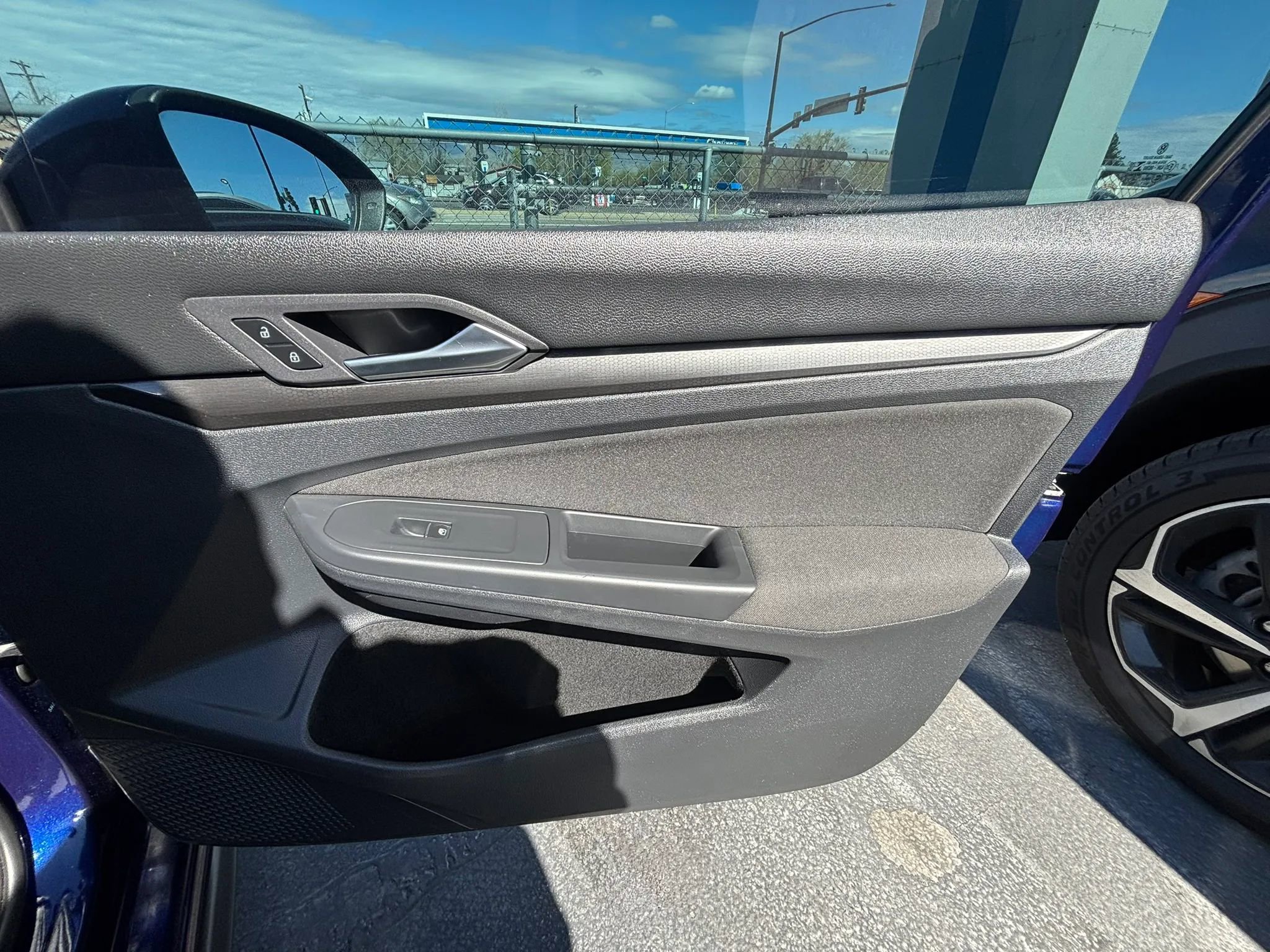 Used 2022 Volkswagen GTI S FWD image 14