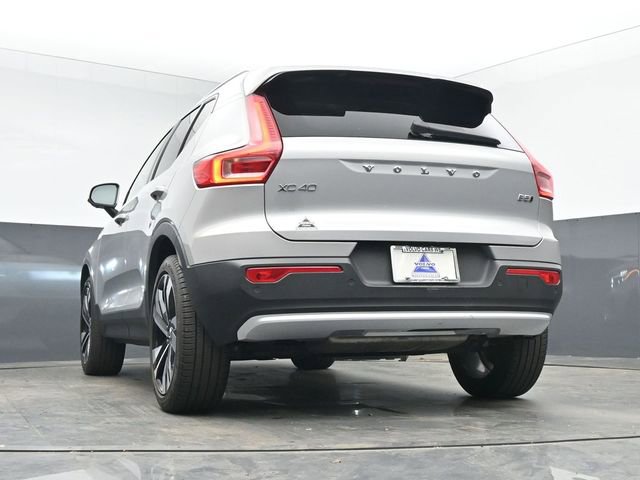 Used 2023 Volvo XC40 B5 Ultimate w/ Climate Package image 20