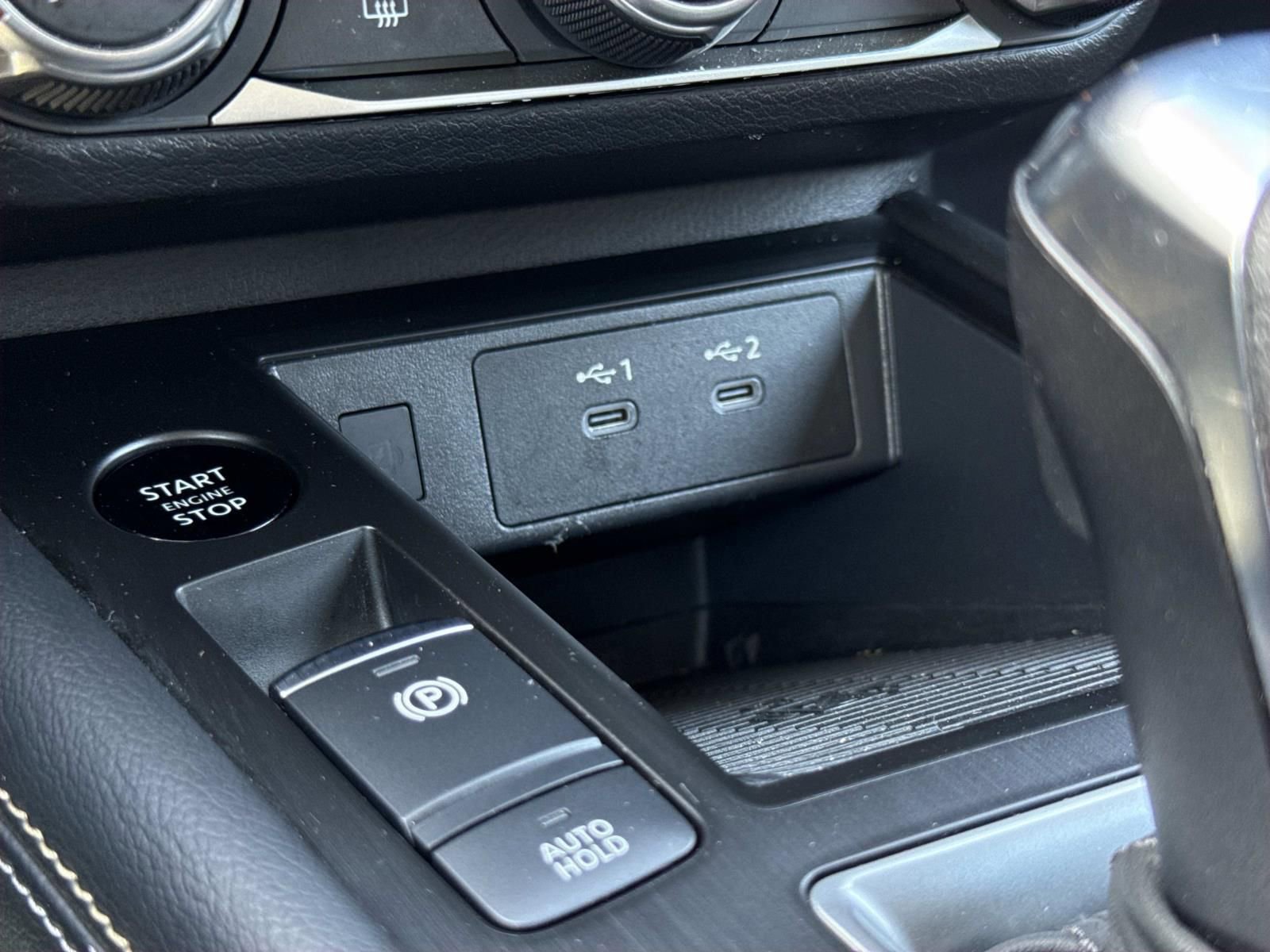 Certified 2025 Nissan Kicks SV AWD/4WD image 12