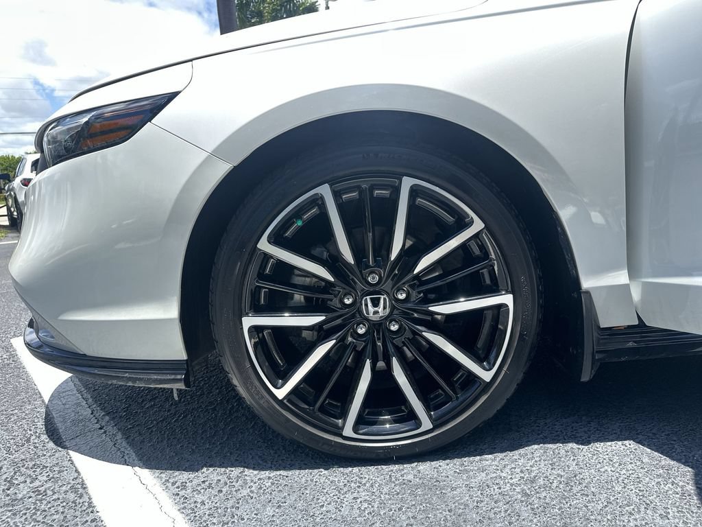 Certified 2024 Honda Accord Touring image 28