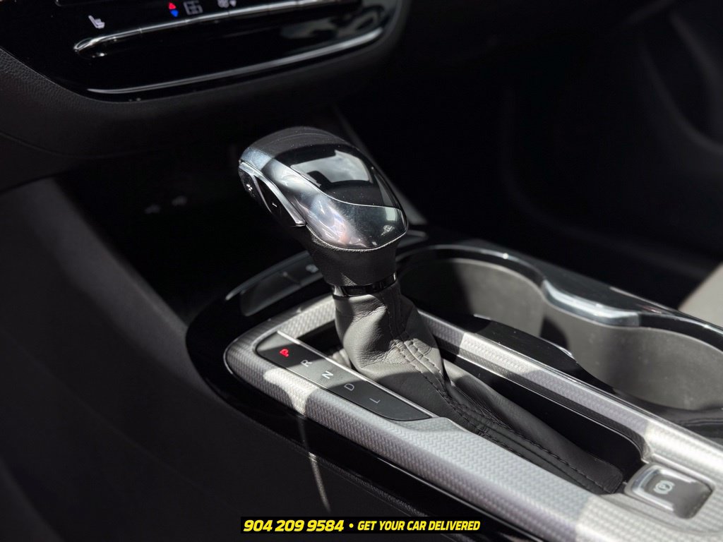 Used 2025 Buick Envista Sport Touring FWD image 19