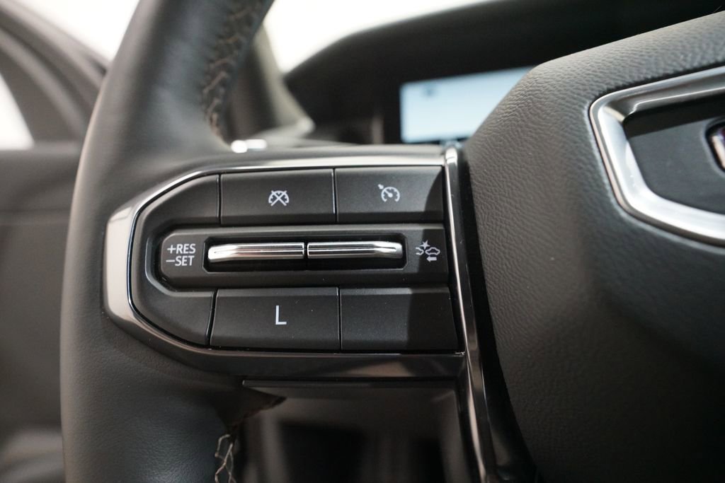 Used 2024 GMC Acadia AT4 w/ Luxury Package AWD/4WD image 19
