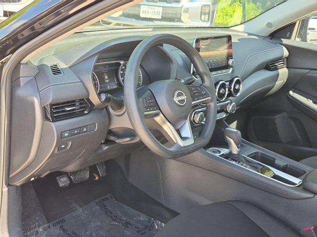 Used 2025 Nissan Sentra SV FWD image 12