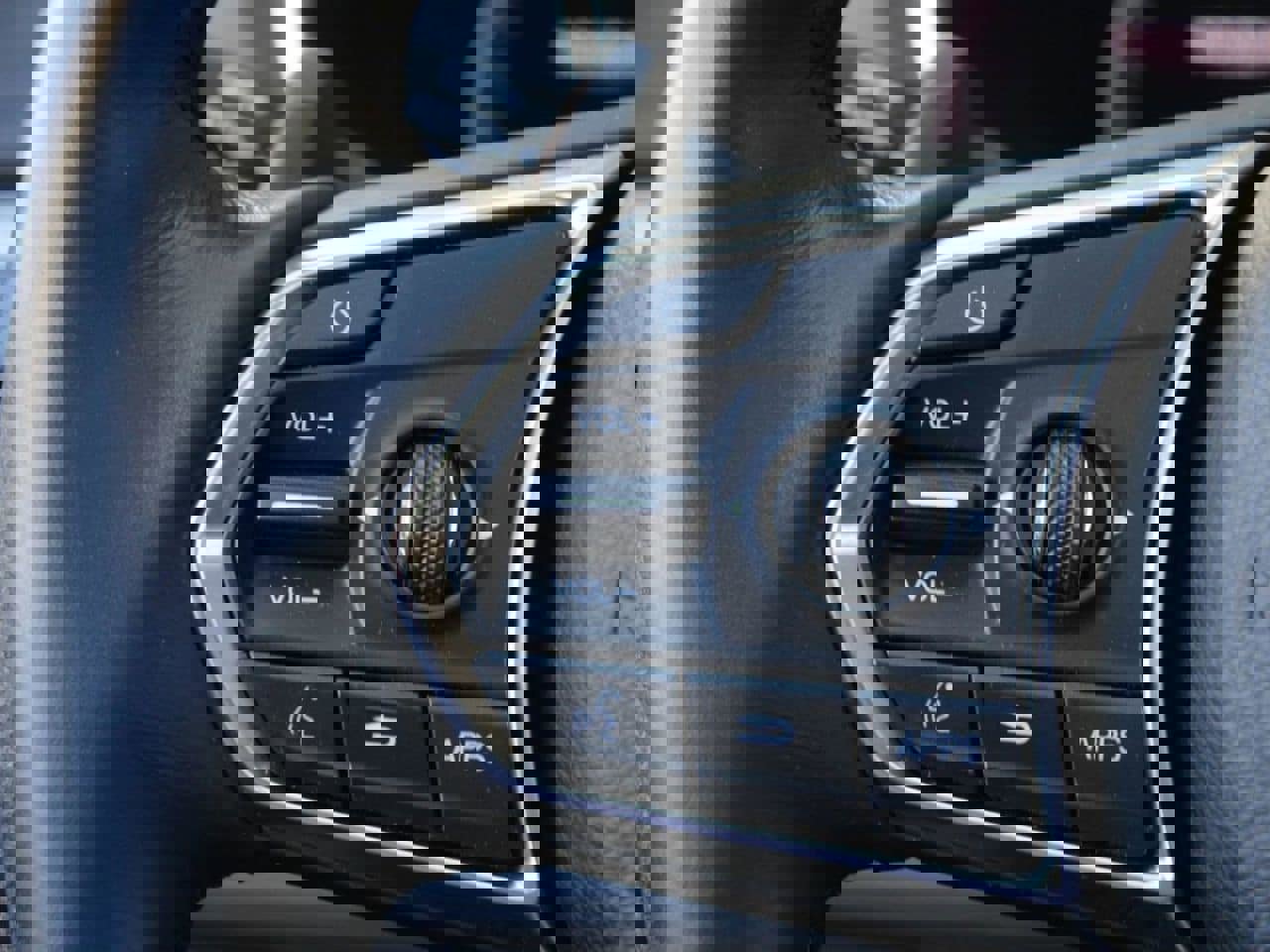 Used 2023 Acura MDX FWD w/ Technology Package image 33