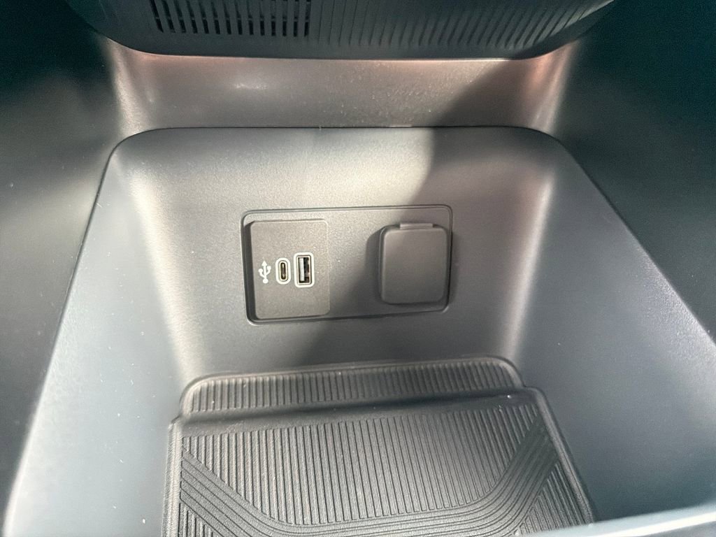 New 2026 Ford Explorer ST-Line image 35