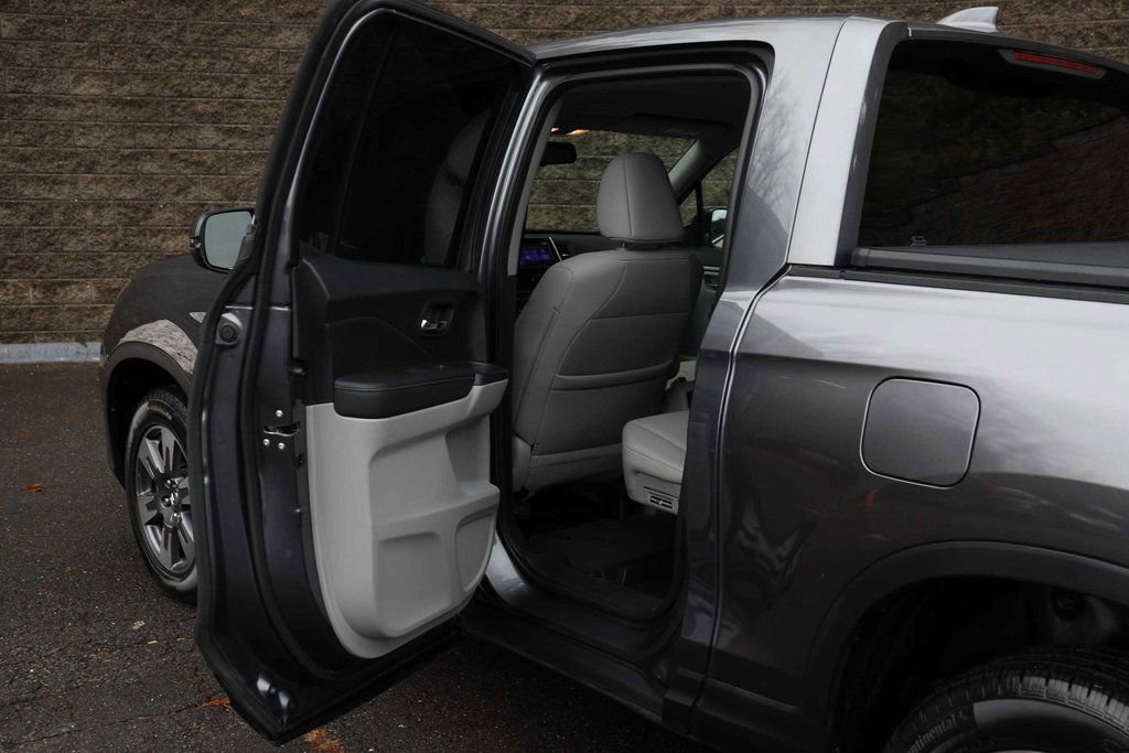 Used 2017 Honda Ridgeline RTL-T image 20