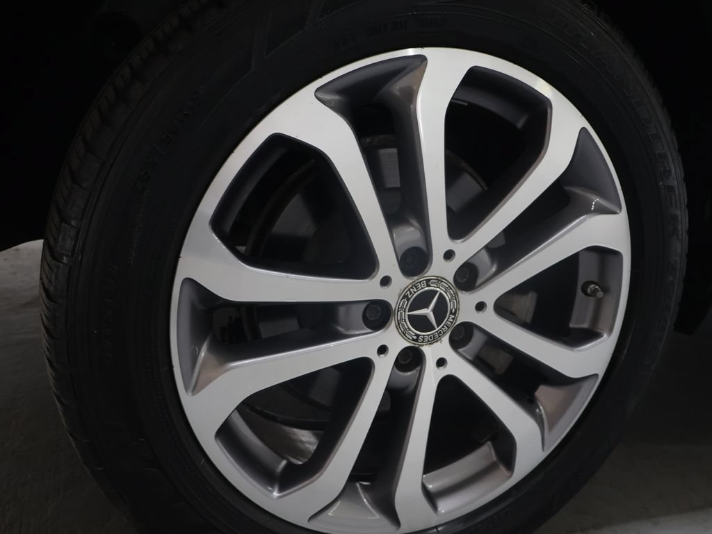 Used 2017 Mercedes-Benz GLE 350 4MATIC w/ Premium 2 Package image 34