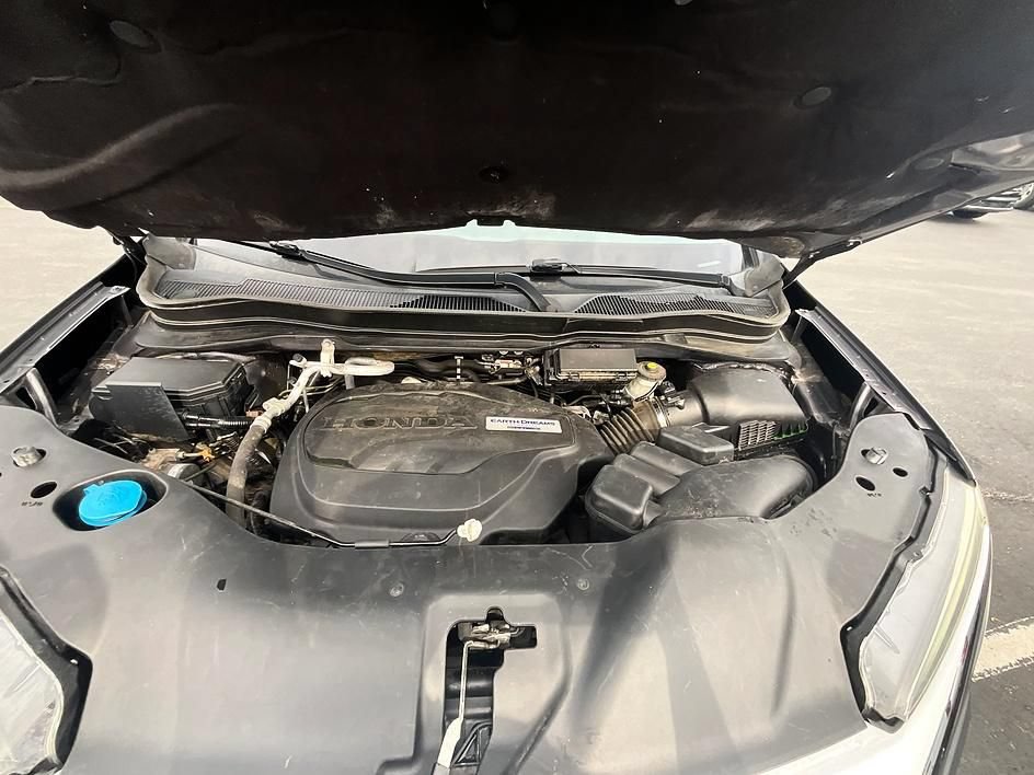 Used 2020 Honda Pilot Touring image 35