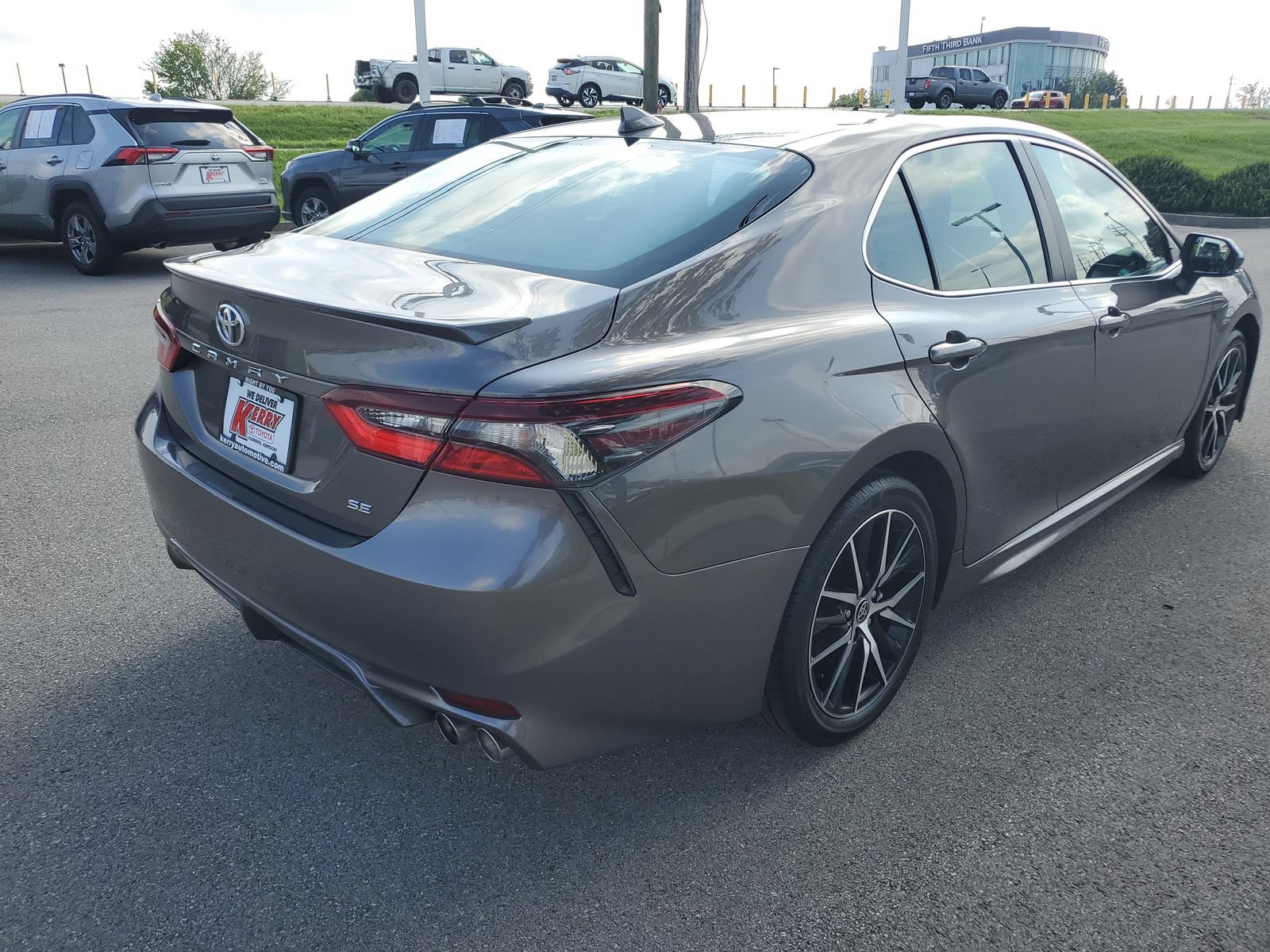 Certified 2024 Toyota Camry SE FWD image 4
