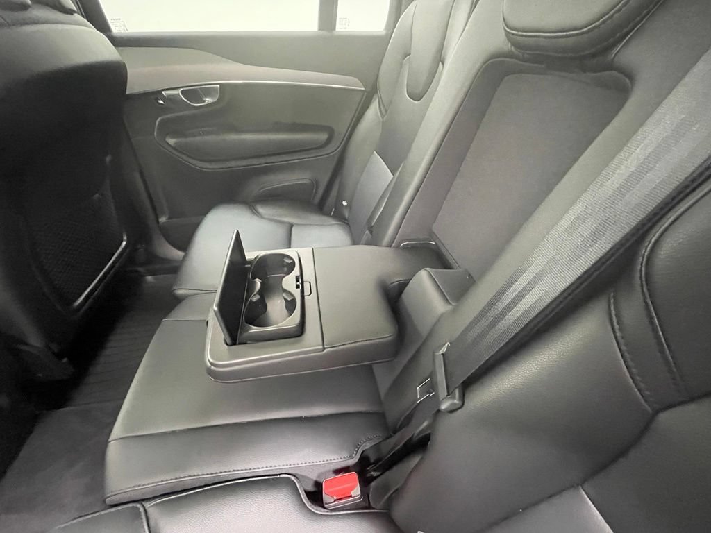 Used 2023 Volvo XC90 B5 Core w/ Protection Package Premier AWD/4WD image 11