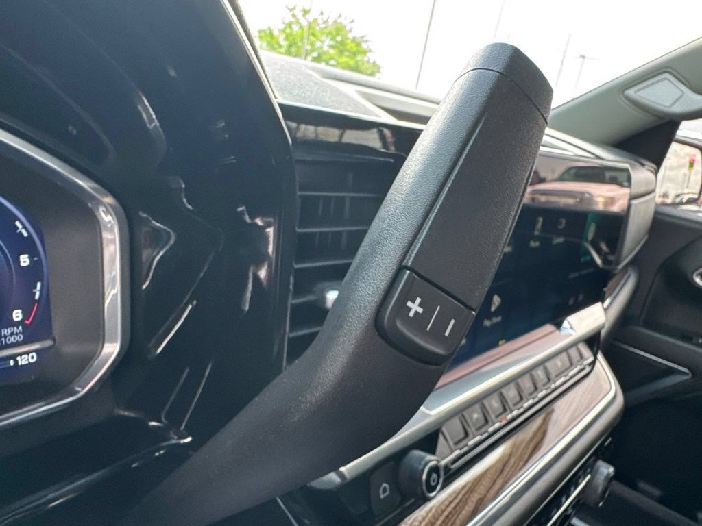 Used 2023 Chevrolet Silverado 1500 LT AWD/4WD image 23