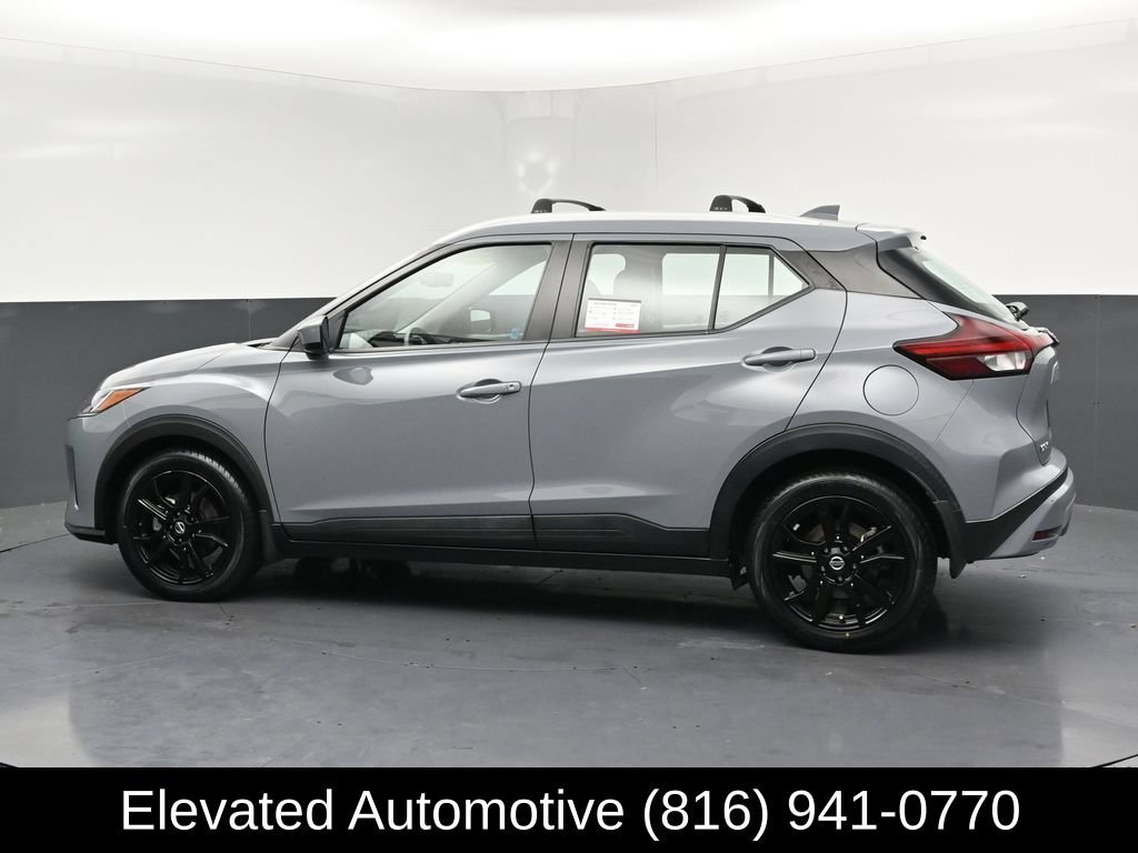 Used 2021 Nissan Kicks SV w/ Interior Electronics Package FWD image 25
