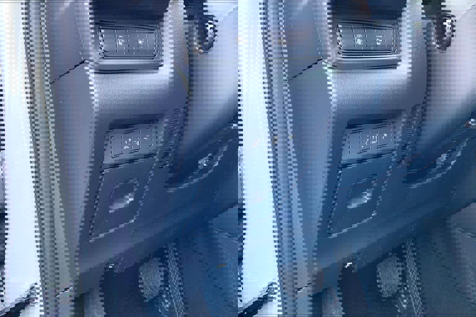 Used 2026 MAZDA CX-30 AWD 2.5 S w/ Select Sport Pkg image 37