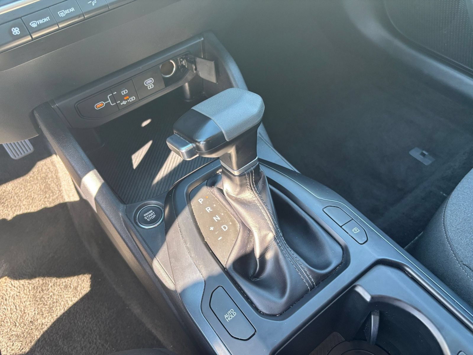 Used 2025 Kia K4 FWD image 39