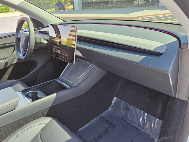 Used 2026 Tesla Model Y 2WD image 18